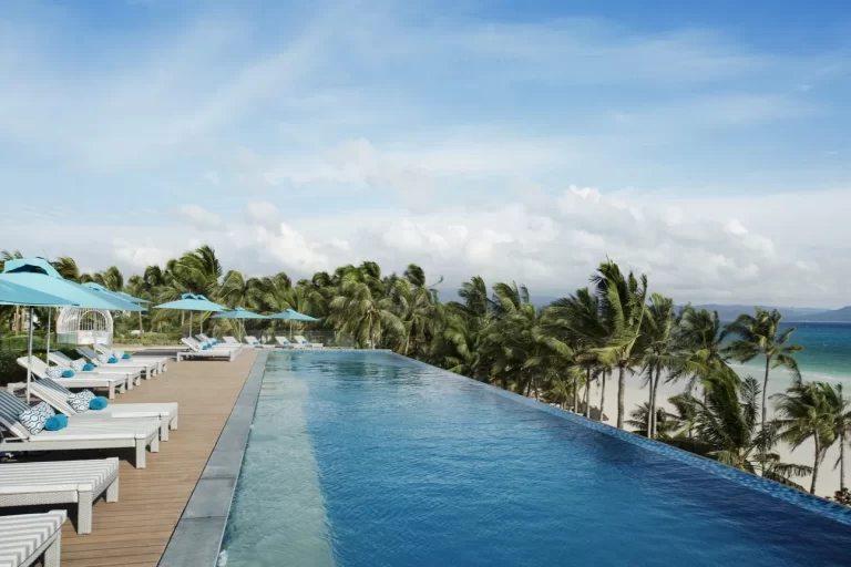 The Lind Boracay Hotel Infinity Pool